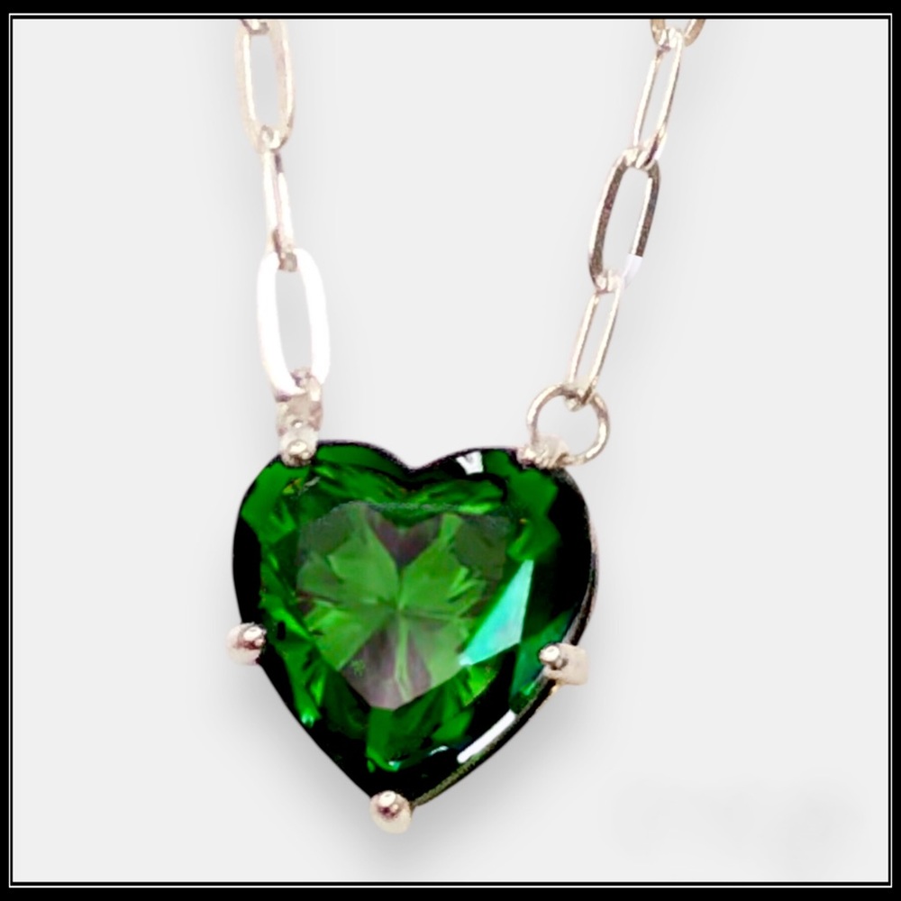 New Silver Emerald Bling Crystal Heart Paper Clip Chain Necklace